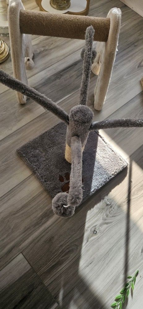 Cat Toy Post