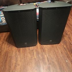 EV 15 P Zlx Power Speakers,pair. 