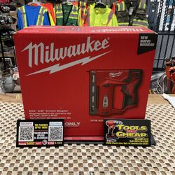 Milwaukee M12 12-Volt Lithium-Ion Cordless 3/8 in. Crown Stapler (Tool-Only)