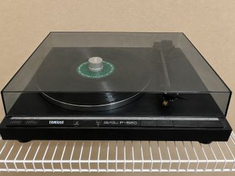 Vintage Yamaha P-520 Full Automatic Direct Drive Turntable Record Player Japan