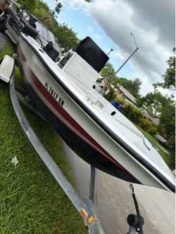 1983 Kevlar hydra sport