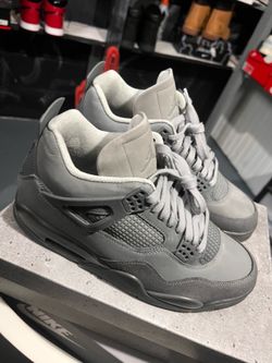 Jordan 4 wet cement size 10.5