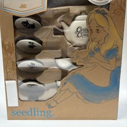 Alice in wonderland tea set