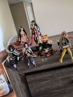 Demon Slayer figures