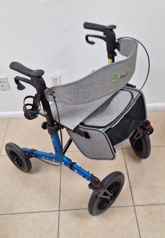 All-Terrain Rollator with Seat