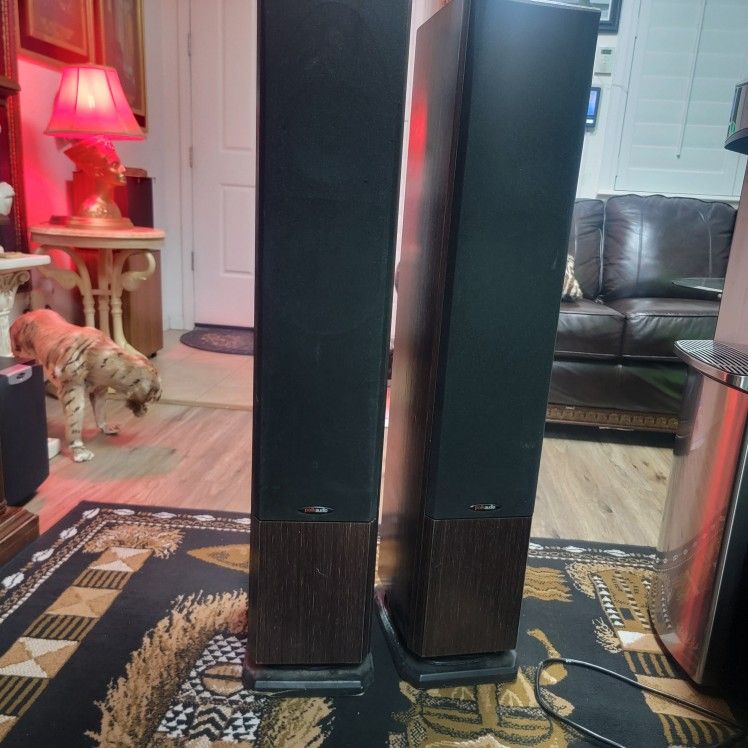 POLK AUDIO POWERED TOWER SPEAKERS