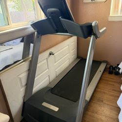 Precor Residential Treadmill 