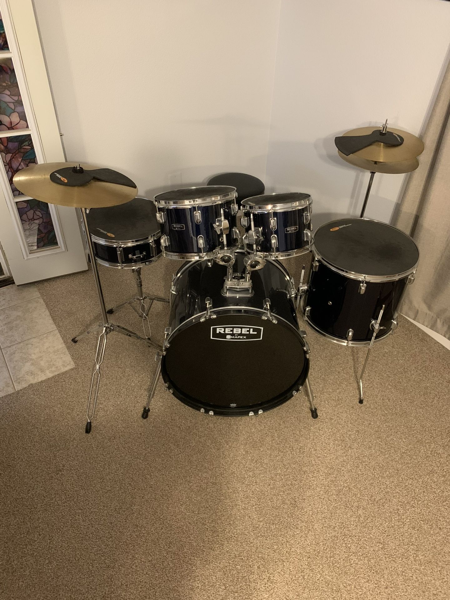 Drum Set (Rebel by Mapex)