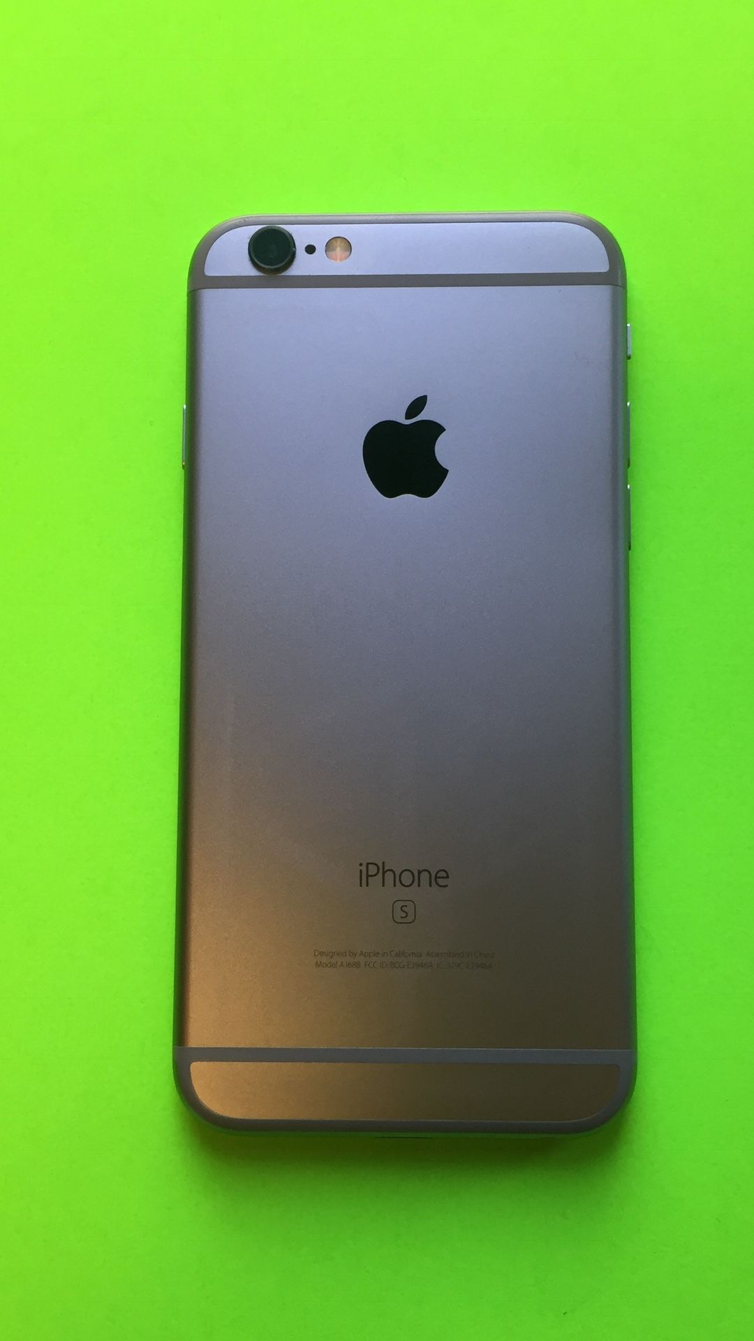 Factory Unlocked Iphone 6s 16GB. Excellent Condition.