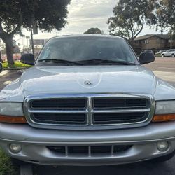 2003 Dodge Dakota