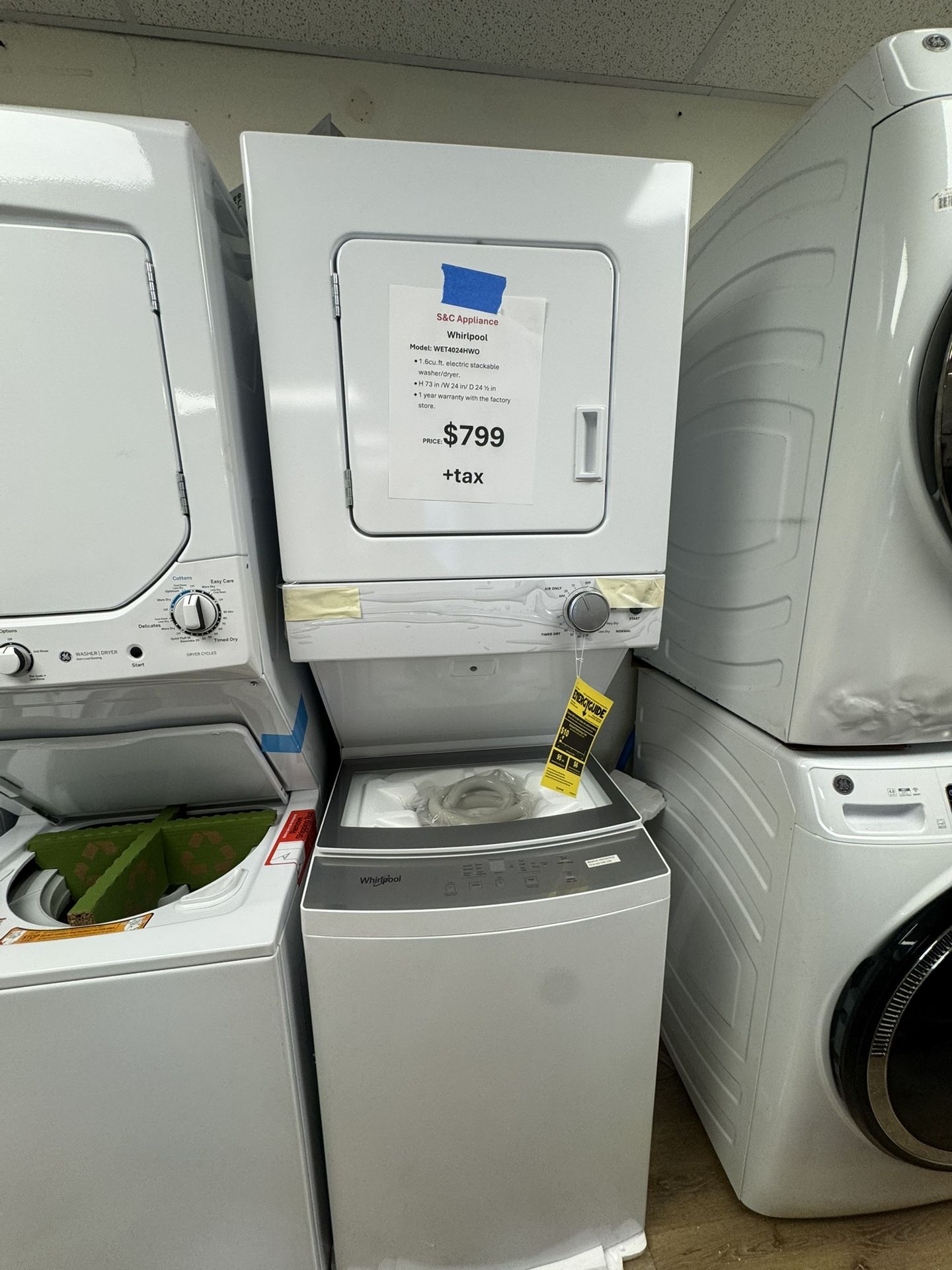 Whirlpool Stackable Washer/dryer 