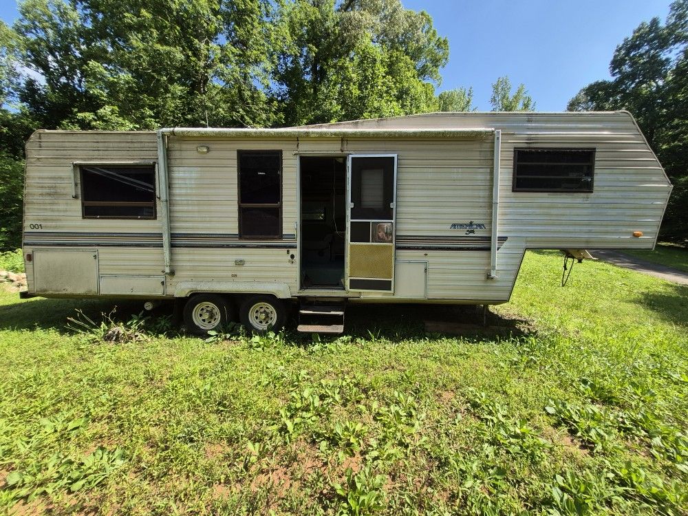 1987 5th Wheel Camper
