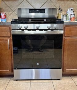 GE 30" Stainless Steel Freestanding Gas Range Oven Stove