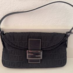 Fendi Shoulder Bag 