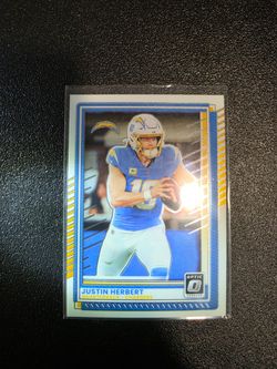 JUSTIN HERBERT CHARGERS BLUE OPTIC PANINI NFL SPORTS CARD!