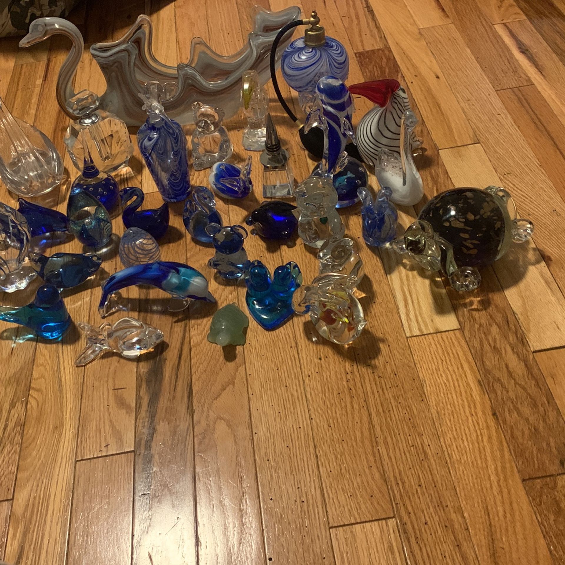 33 Beautiful glass figurines - Thursday Only follower discount extreme