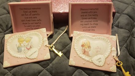 🎁 PRECIOUS MOMENTS KEEPSAKE BOX 🎁 - Makes a great gift 🎅🎅