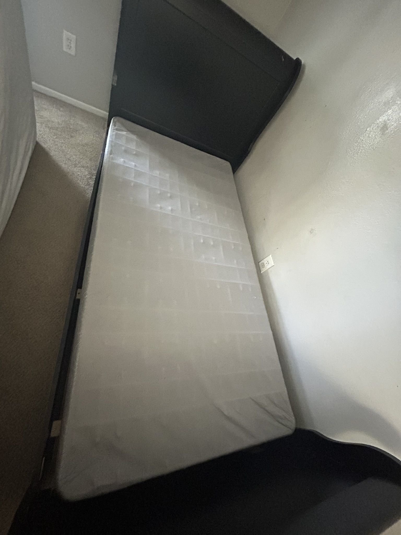 β¨ Twin Bed Frame w/ Box Spring β Easy Assembly! β¨
