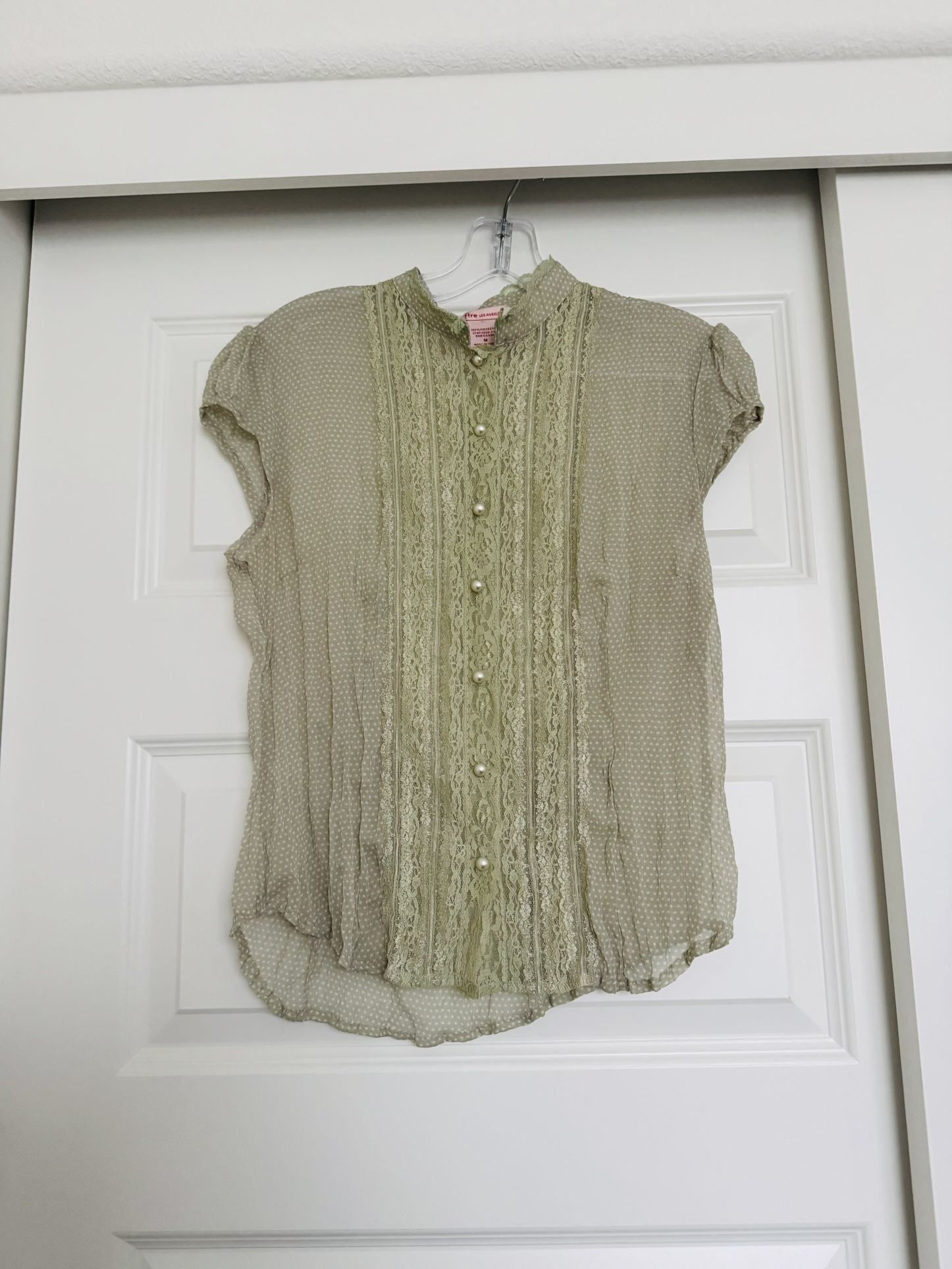 Beautiful Lace Top With Pearls - Size M