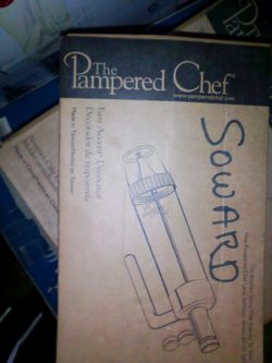 Pampered Chef Easy Accent Decorator