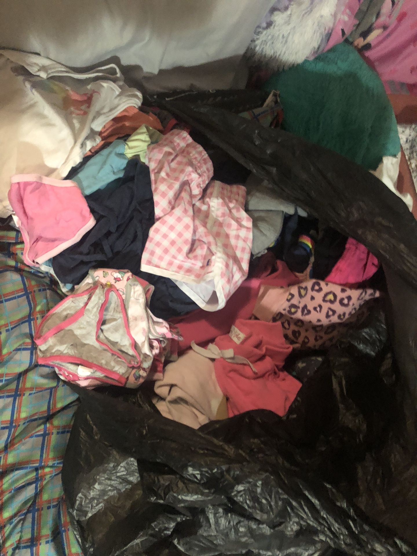 Little girls clothes