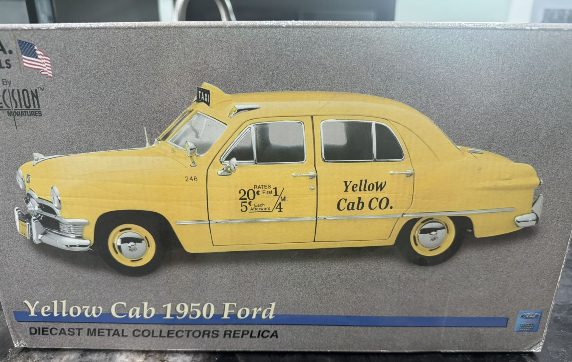 Precision 1:18 Ford 1950 Yellow Cab Diecast
