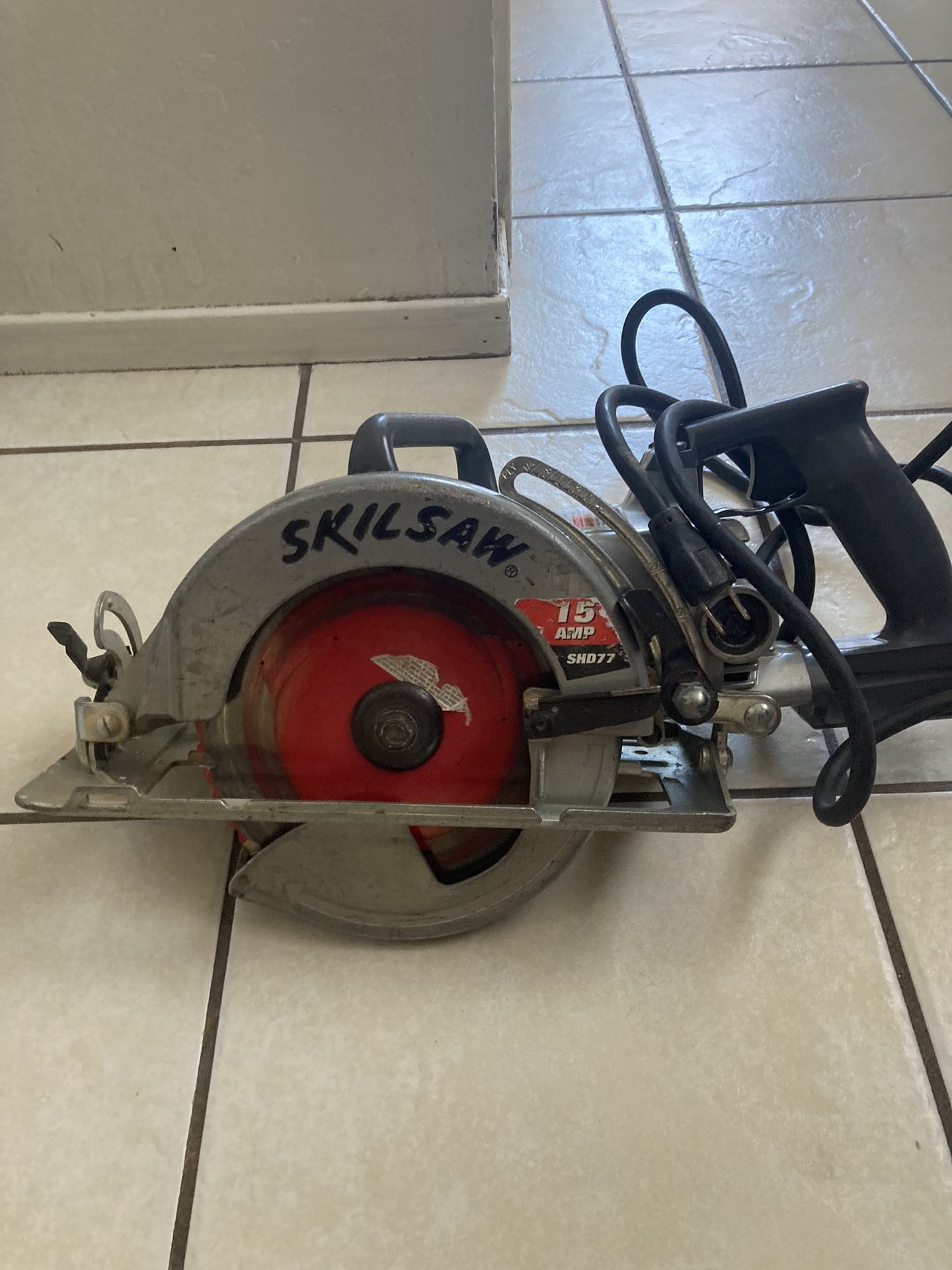 FOR SALE SKILL SAW