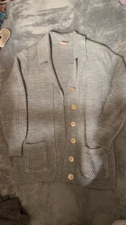 Medium Sweater / cardigan