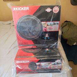 Kickers  12" comp RT shallow subwoofers. (2) Subs