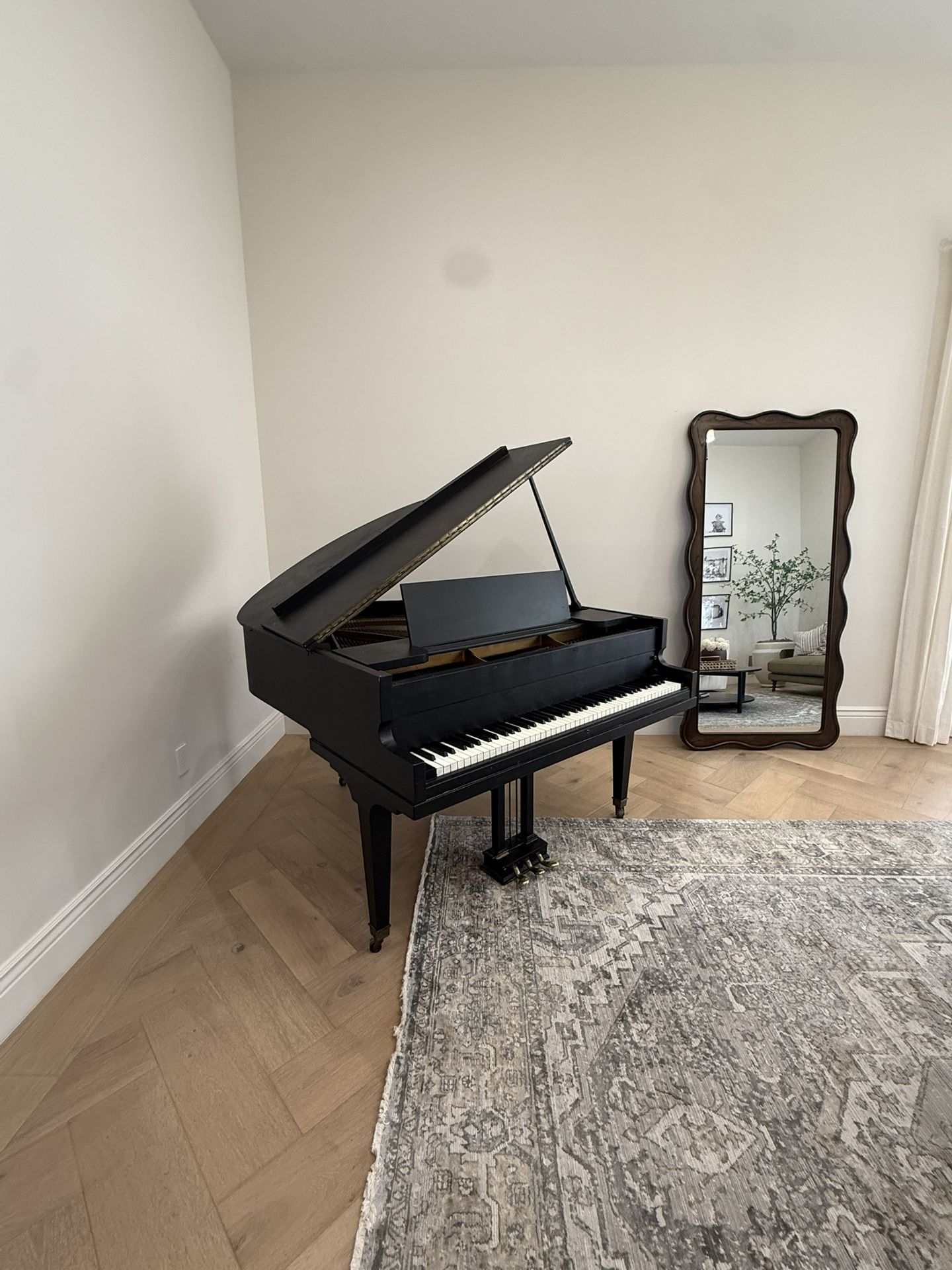 Well Loved Baby Grand $250 OBO NEED GONE ASAP **please Read Description**