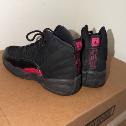 Retro 12 Jordan Crimson