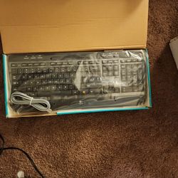 Logitech WIRELESS KEYBOARD & MOUSE 