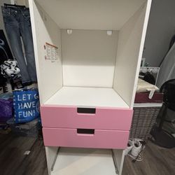 White Shelves