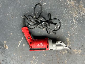 Electric tin snips