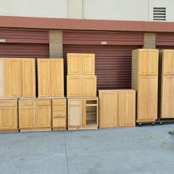 Kitchen/garage cabinets in solid hickory wood (doors and frames) in good condition (please read the description of the post)