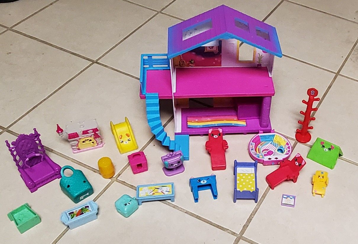 Shopkins House And Furniture Figures 