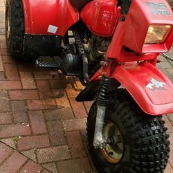 86 kawasaki  three wheeler $1500 firm