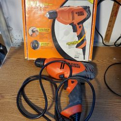 Black & Decker DR202 5 Amp 3/8" Corded Power Drill Driver In Original Box