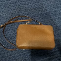 Michael Kors Cross Body Purse 