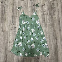 SO Green Floral Adjustable Straps Dress.  Women’s Size XL