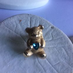 Vintage Avon Birthstone Bear Pin|Brooch|