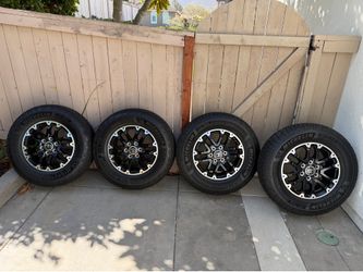 Toyota Tundra OEM 18” Wheels & Michelin LTX Trail Tires – Full Tread (Set of 4)