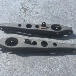 2001 Honda CRV OEM Rear Lower Control Arms