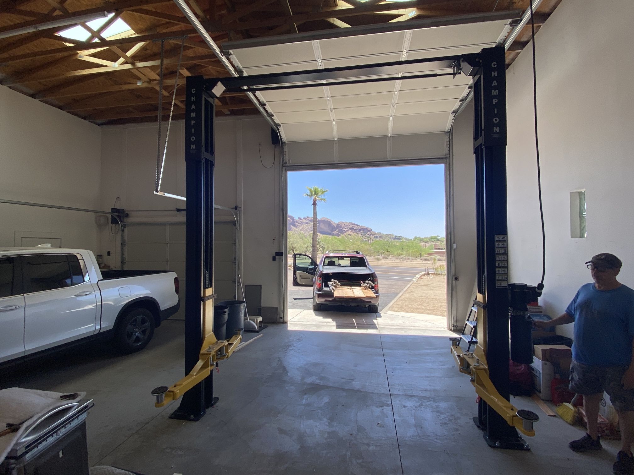 Champion 9000# 2 Post Car Lift