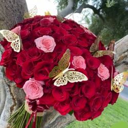 100 Roses Bouquet 