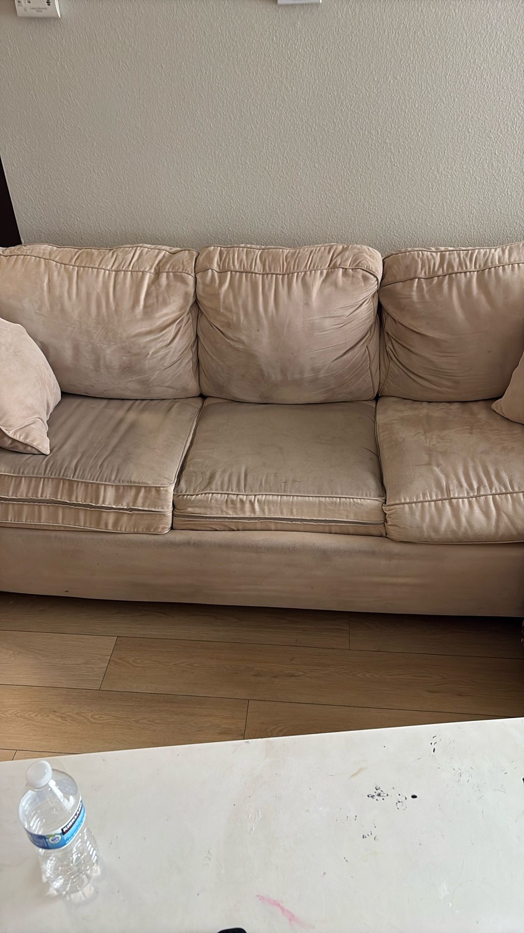 Pull Out Bed Couch.