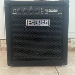 Fender Rumble 15 Bass Guitar Practice Office Amp – BRAND NEW Cond.