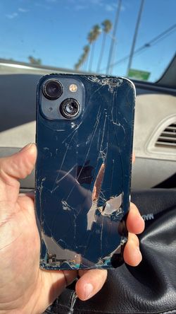 Mint but cracked back unlocked iPhone 1