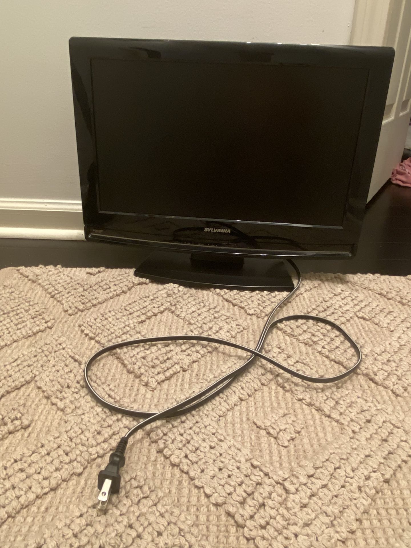 19” TV Sylvania brand