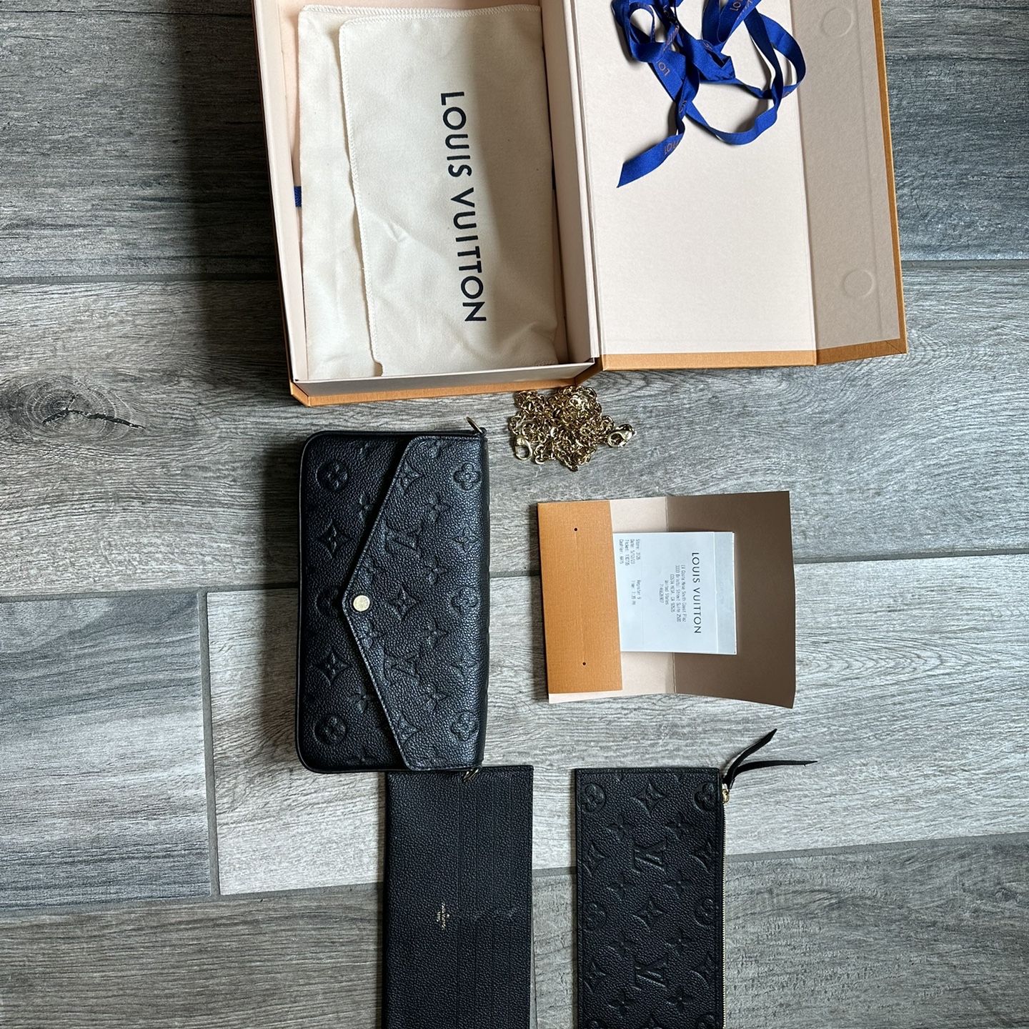 Louis Vuitton Rivets Envelope for Sale in Los Angeles, CA - OfferUp